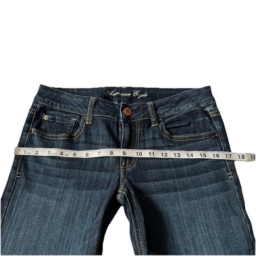 Pantaloni American Eagle donna 6 AE hipster vita bassa svasati crop elasticizzati blu jeans - Foto 9 di 16