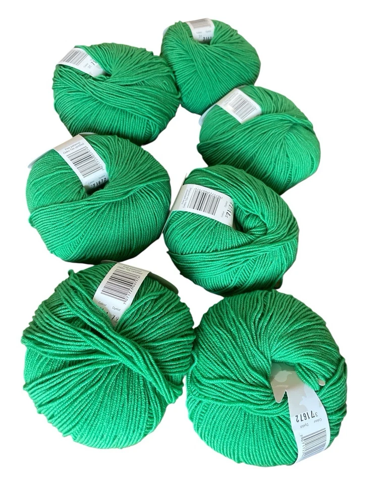 Drops Baby Merino 100% Merino Wool 7 Balls ea  50 g 191 yds Vibrant Green NWT - Image 3 of 4