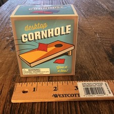 Desktop CornHole Mini Tabletop Game Small Parts Ages 6 and Up, 8 Bean Bags
