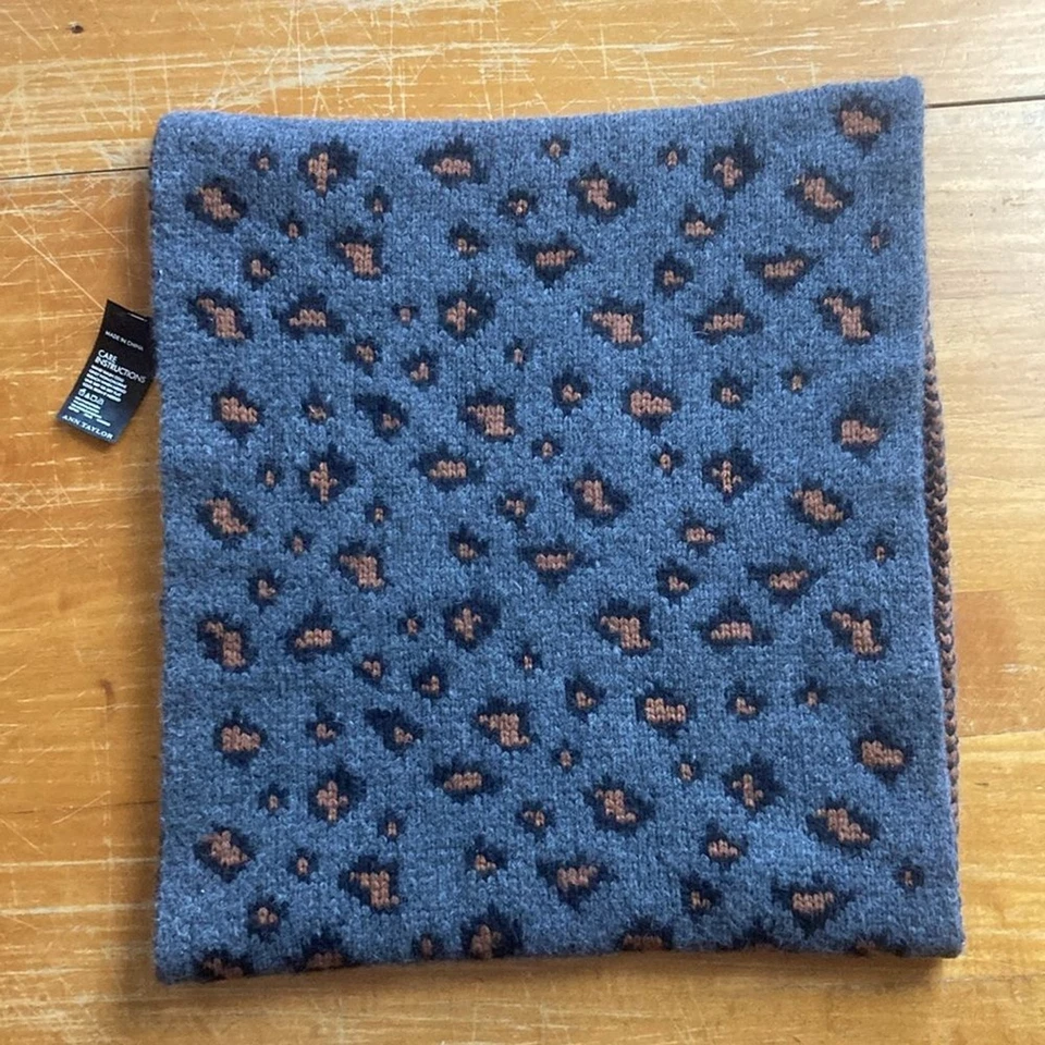 Шарф Infinity Ann Taylor из смеси шерсти/альпаки с анималистическим принтом серый коричневый черный OS - Изображение 4 из 4