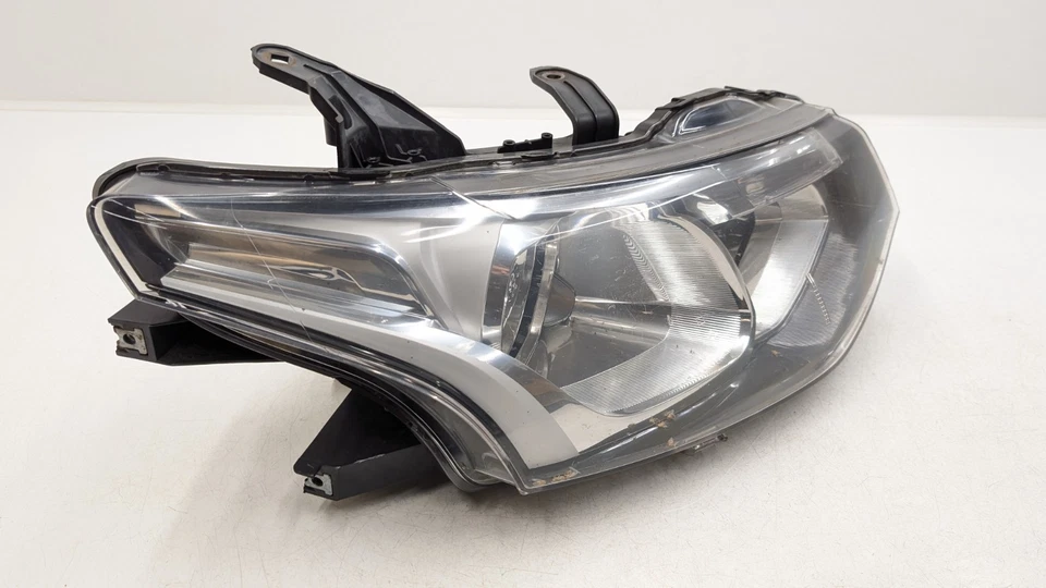 FARO HALÓGENO LADO DEL CONDUCTOR DERECHO MITSUBISHI OUTLANDER MK3 8301C200 2015 - Imagen 4 de 4