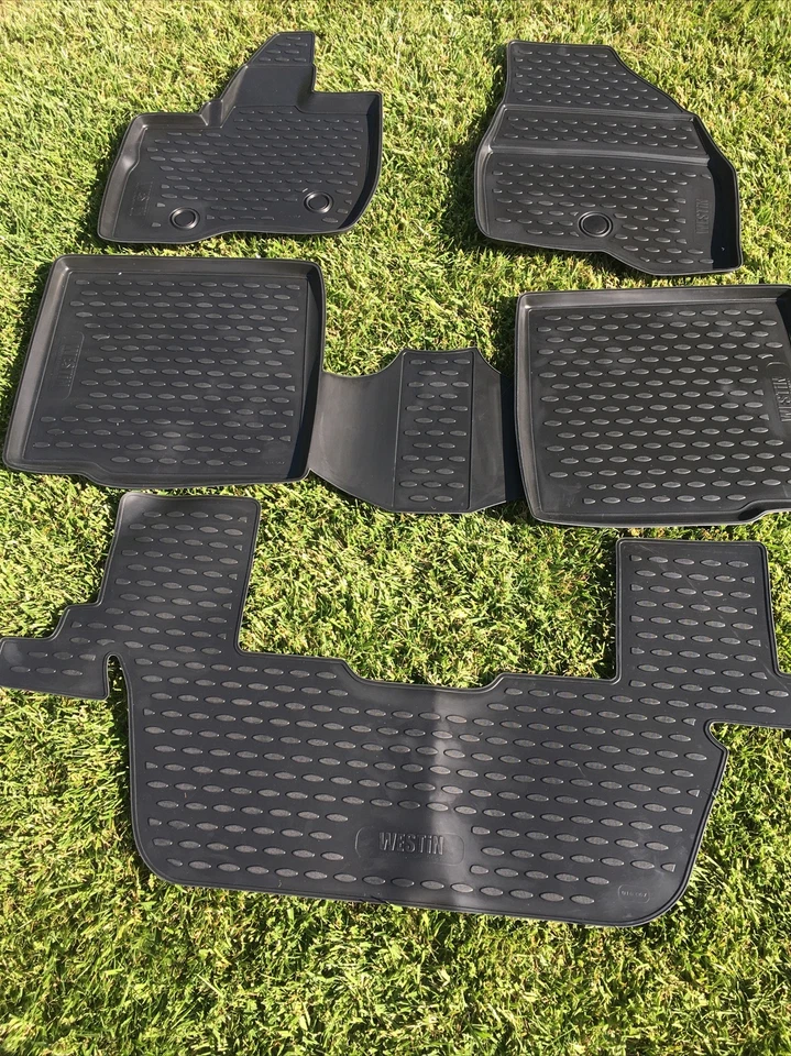 Forros de piso Ford Explorer 2011 a 2017 5 piezas asiento delantero, trasero y tercera fila, goma Foto 2 de 4