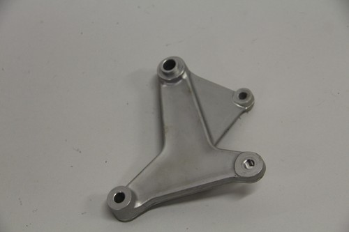 9/17 Aprilia SL750 Shiver 2010-2016 Federbein Halterung Strebe Rahmen Frame