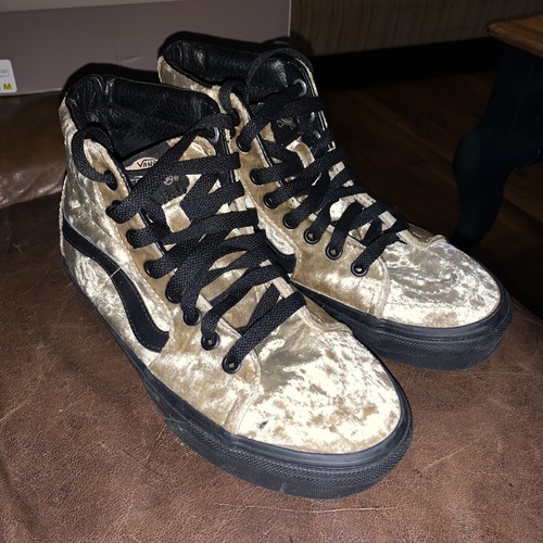 ladies vans size 5.5