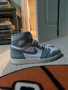 aj1 sp19
