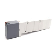 SMC VQC4400-51 Solenoid Valve, 5-Port 3-Position, 0.15-0.7MPa, 24VDC Coil