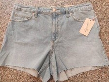 Universal Thread Lightwash Vintage Midi Blue Jean Shorts Size 14 Faded Cutoff