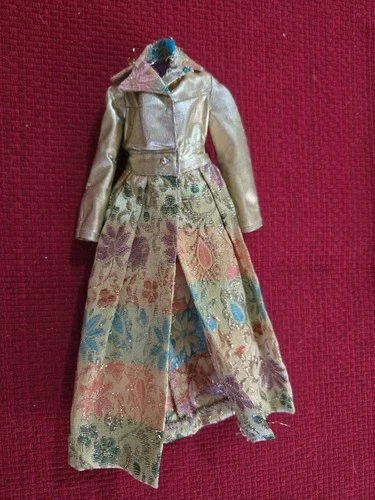VINTAGE  BARBIE OUTFIT #SILVER BLUES" COAT  #3357  1972
