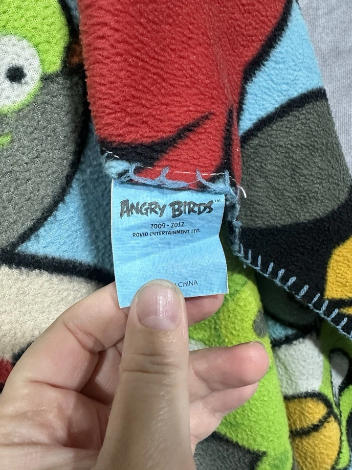Angry Birds Throw Blanket48 x 42  2009-2012 - Image 3 of 3
