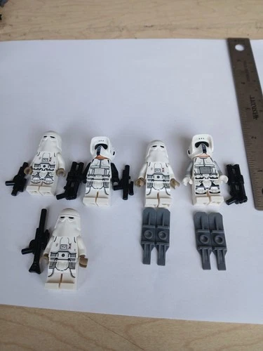 Star Wars Legos snow cones snowshoes and minifigures very good condition