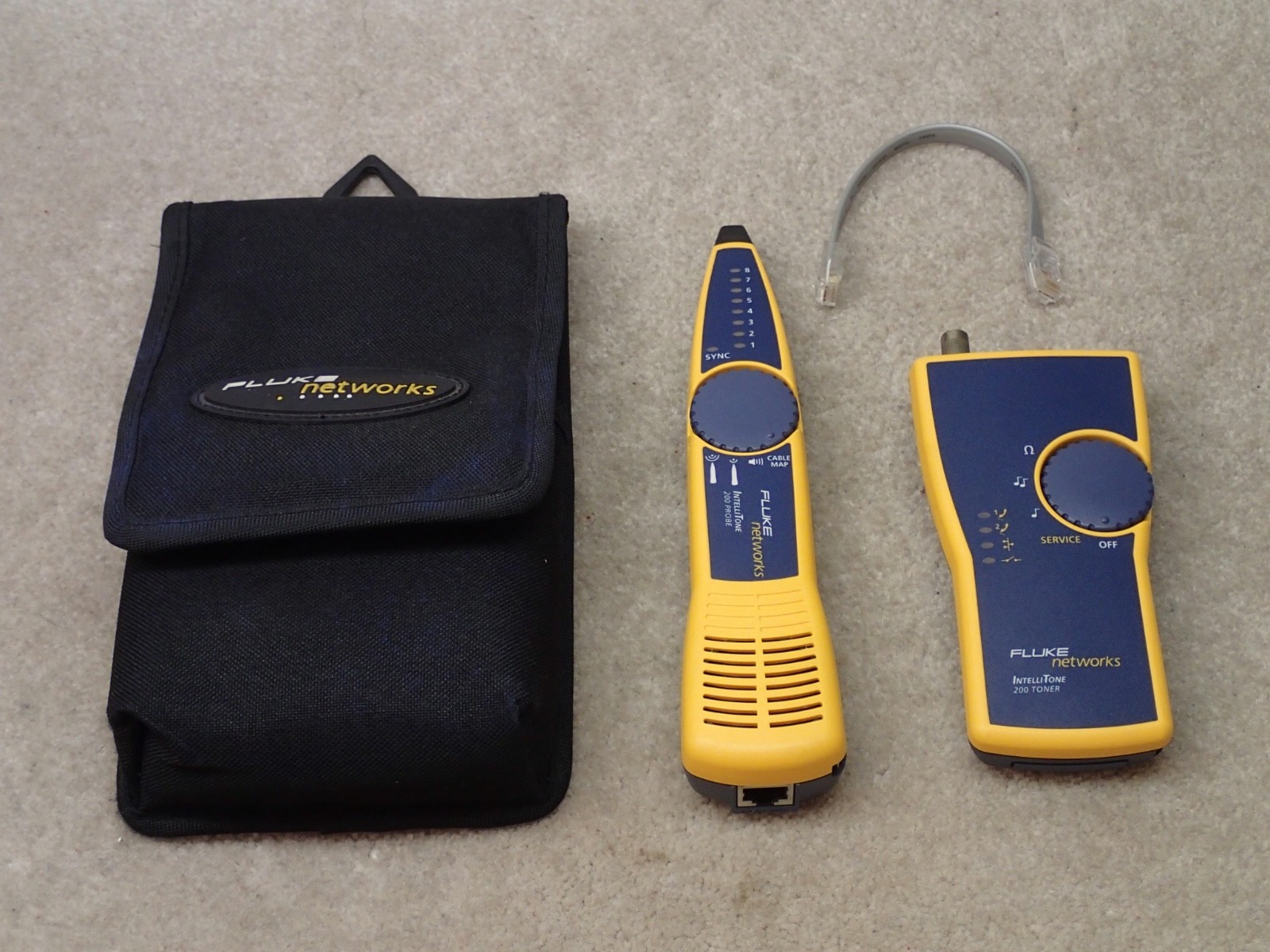 Fluke Networks Intellitone 200 Probe & Toner Set with Case Nice but Incomplete