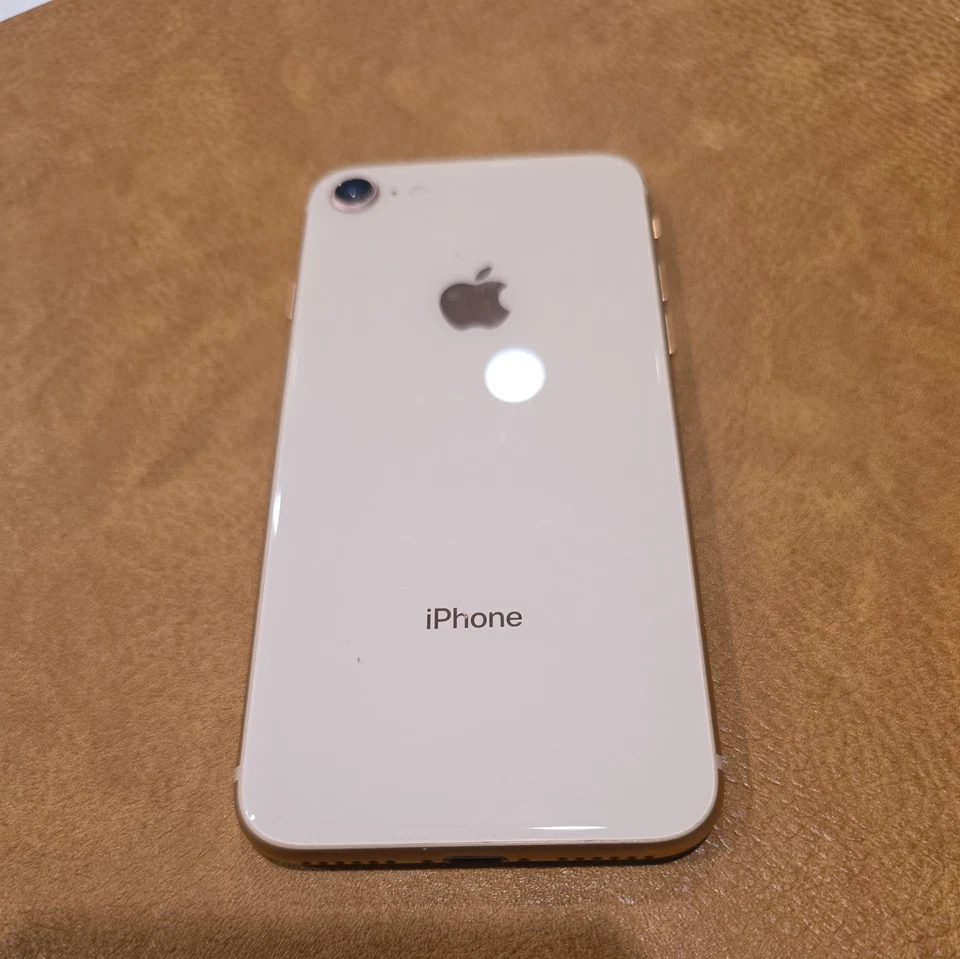 Apple iPhone 11 Pro - 64 GB - Dorado (Desbloqueado) Foto 3 de 4