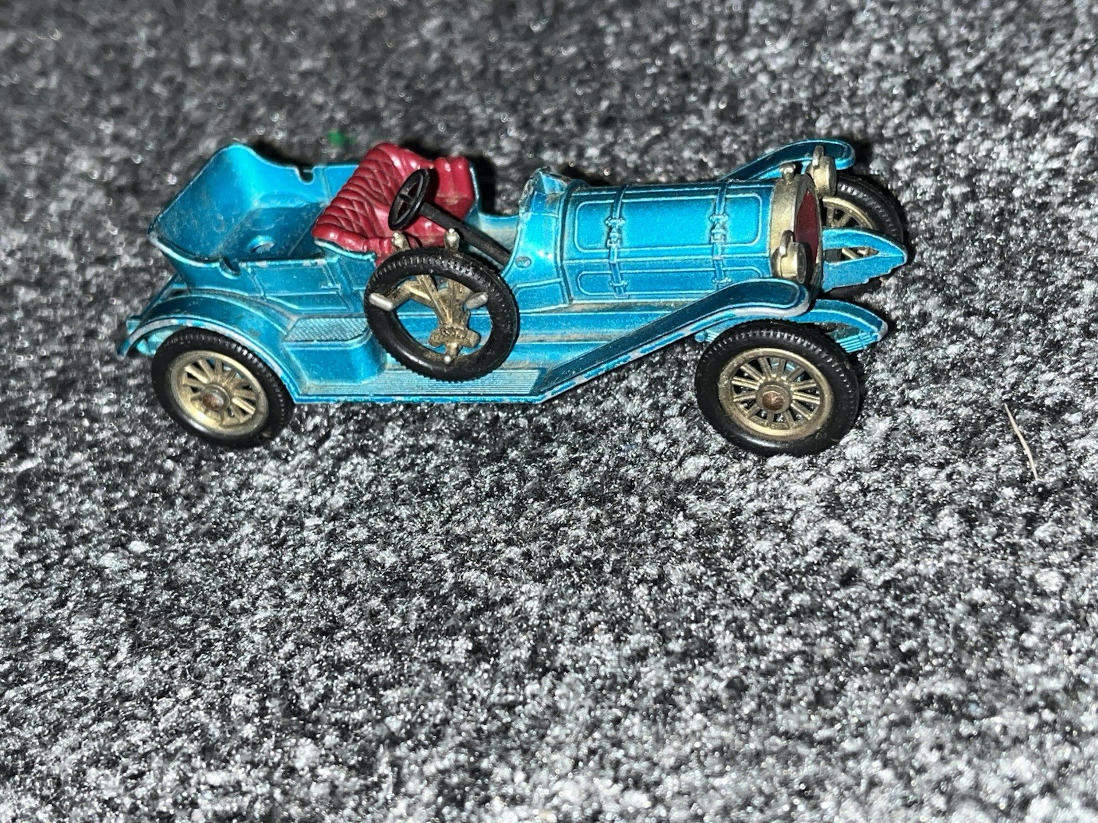 Matchbox Yesteryear Y12, 1909 THOMAS FLYABOUT - Free Price Guide