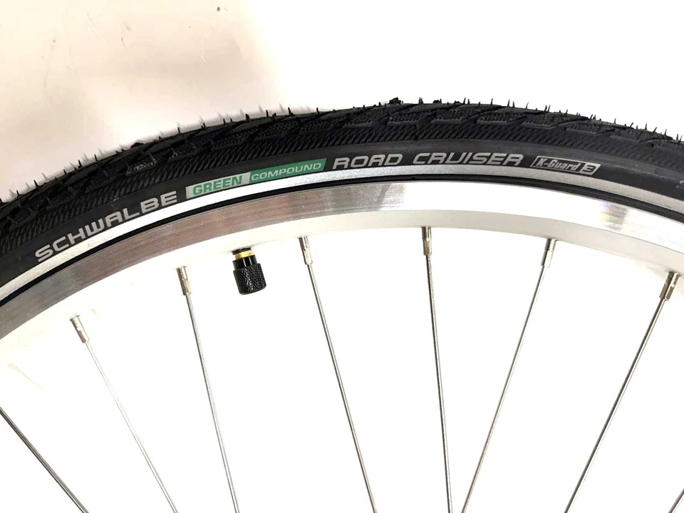 Road Bike Alloy Disc QR Rear Wheel 700c HG 8-11 spd 135mm 36 Sp with Tire / Tube - Image 2 of 4