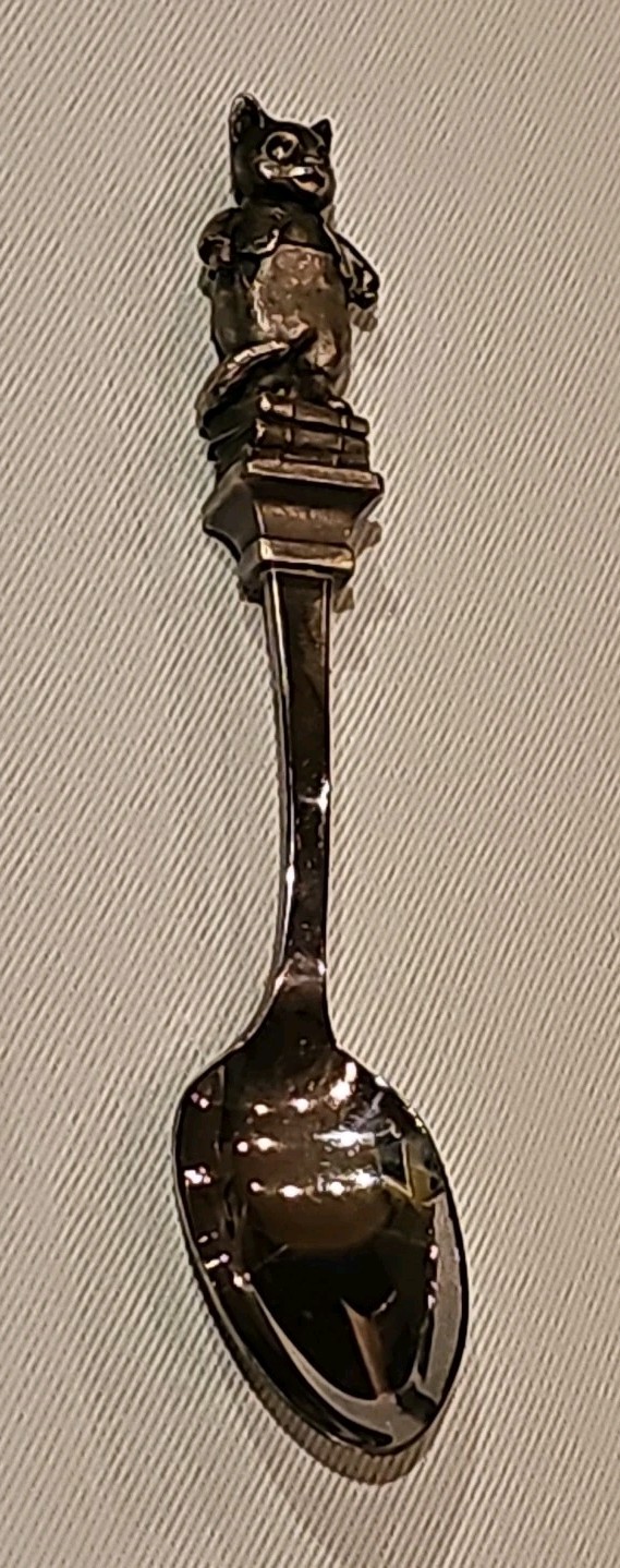 Picture 4 of 24