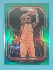 2021 Panini Prizm WNBA GREEN PRIZM Jonquel Jones Connecticut Sun #29