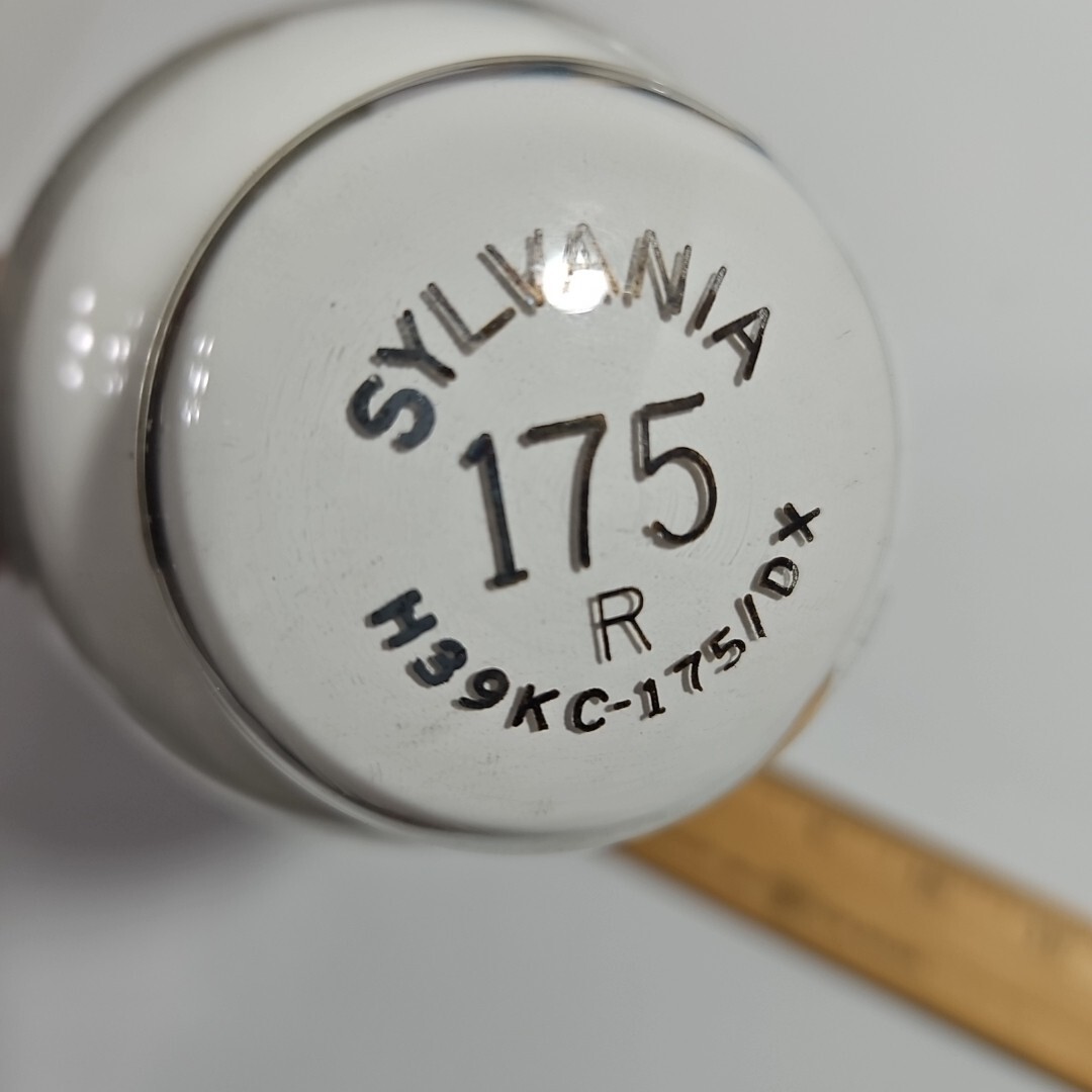 SYLVANIA H 39 KC 175 DX 175 Watt Mercury Light Bulb White Ed