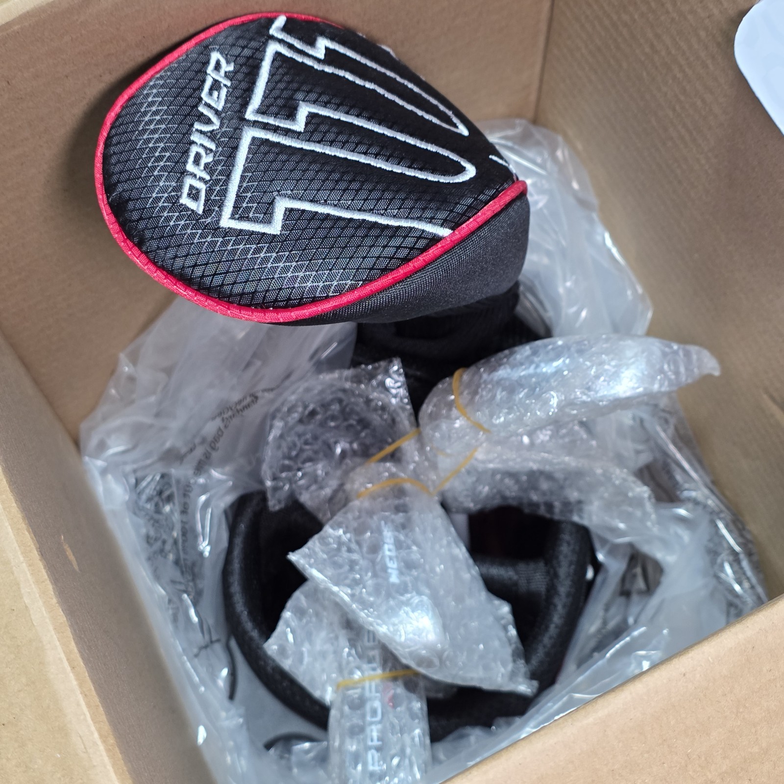 Wilson Profile Jgi Junior Right Hand Carry Complete Golf Set - S / Red - Red