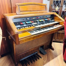 Hammond Organ