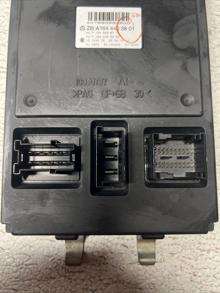 Módulo de controle dianteiro SAM 2006-2012 Mercedes GL450 ML350 A1644403801 FABRICANTE DE EQUIPAMENTO ORIGINAL - Imagem 3 de 4