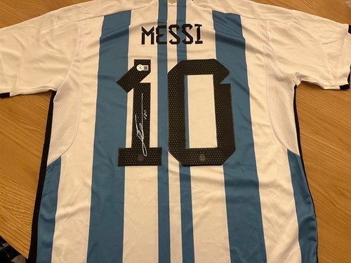 signed Lionel Messi Argentina jersey with Coa