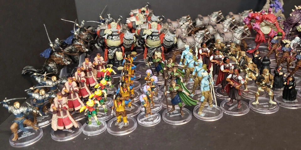 D&D Icons of the Realms: Dragonlance Shadow of the Dragon Queen by Wizkids - image 2 of 4