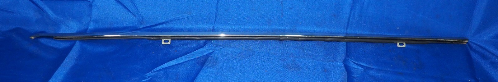 2006-2012 Bentley Flying Spur Left Front Middle Door Belt Molding Chrome Trim OE