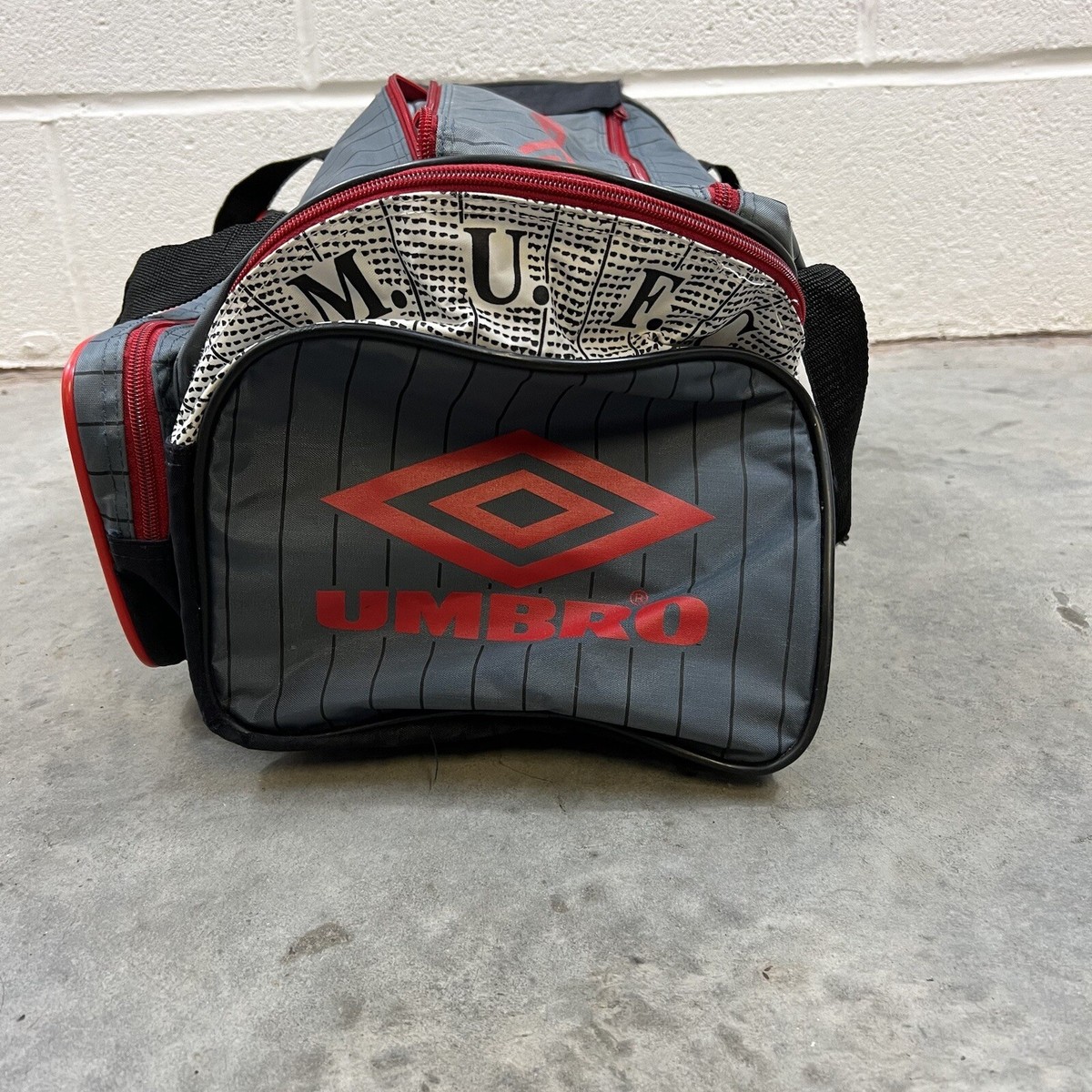 Manchester United Training Football Bag 1995/96 Umbro Box UK
