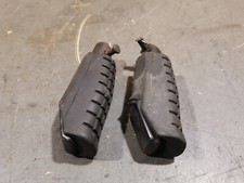 Honda VF 500 (PC12) poggiapiedi posteriori pedane passeggero sinistra e destra