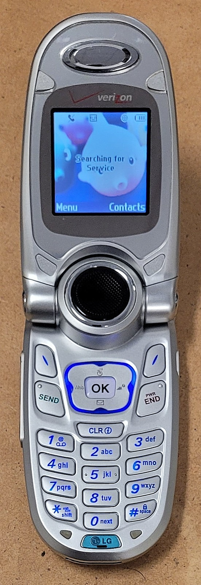 LG VX4650 - Silver and Gray ( Verizon ) Rare Cellular Flip Phone