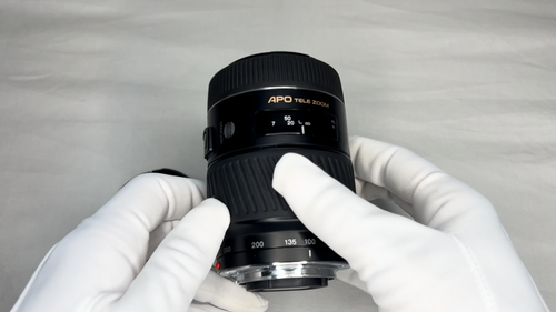 ⚔️Near MINT⚔️ Minolta AF APO Tele Zoom 100-300mm f/4.5-5.6 D Objektiv aus JAPAN - Video 1 von 1