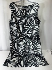 dressbarn Women's Black and White Leaf Print Sleeveless Dress Size 14W 3169