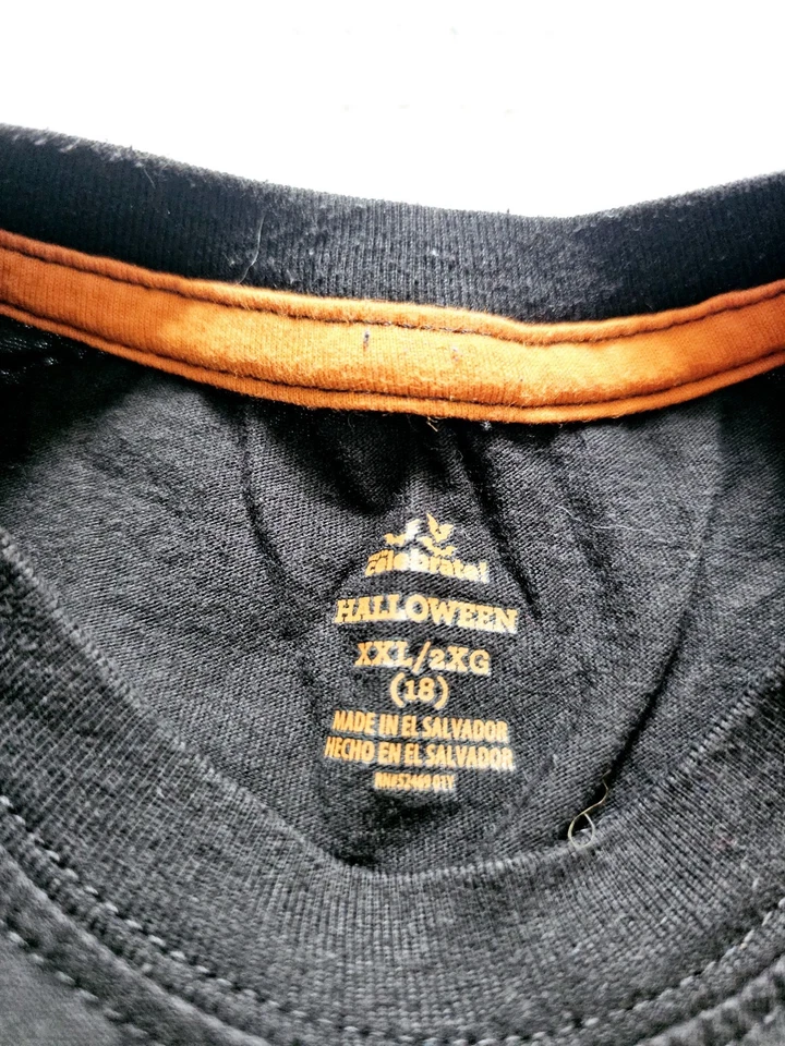 Boys Black Short Sleeve Halloween Trick Or Treat TShirt XXL 18 Skateboard Punk 7 - Image 3 of 3