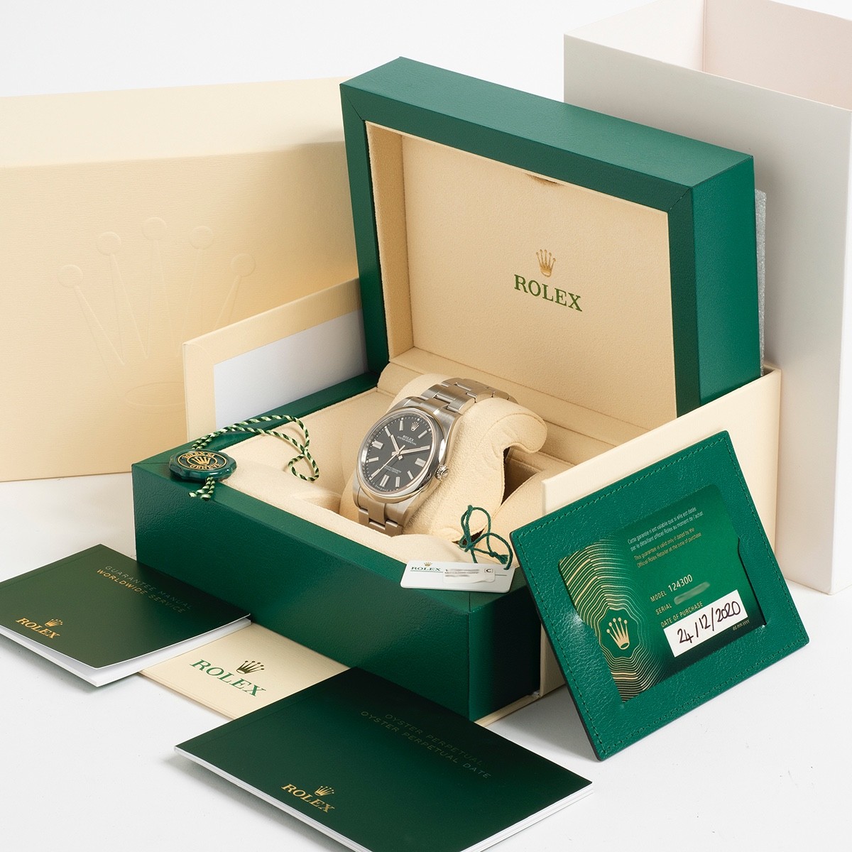 Rolex Oyster Perpetual, 41mm stainless steel case, ref 124300, Full Set, 2020