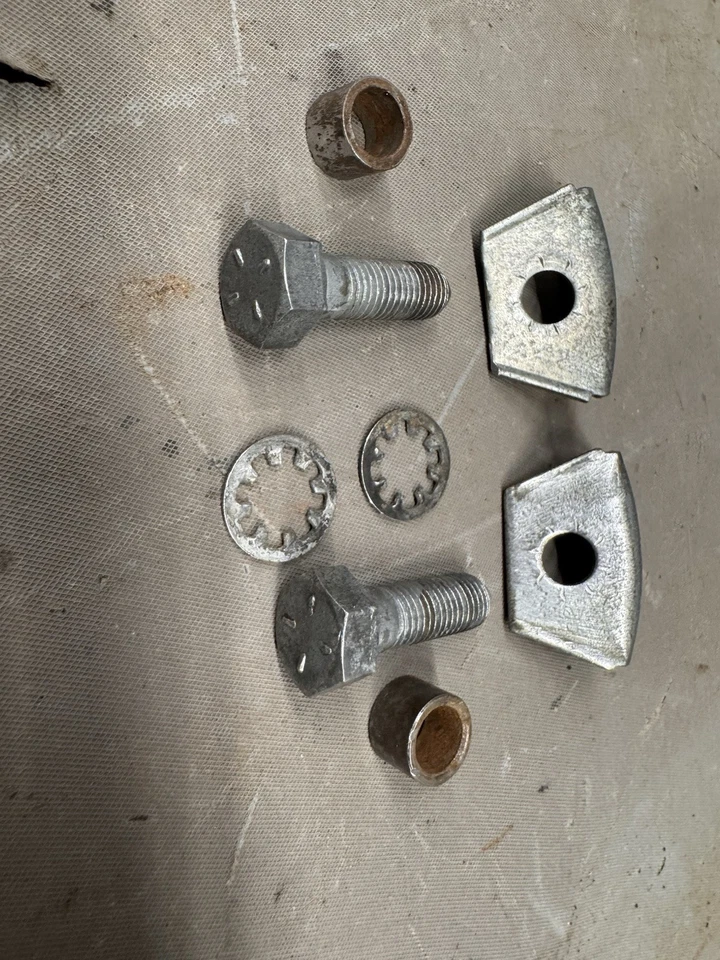 Ford Mustang Fairlane Galaxie 1967-1970 acoplador de dirección pernos de junta de trapo cometa Foto 2 de 4