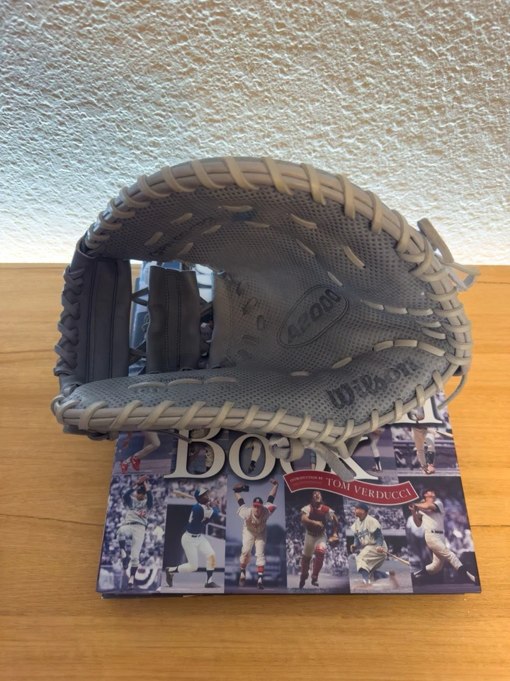 Luva de beisebol personalizada “Scoopy” Wilson A2000 primeira base - Imagem 3 de 4