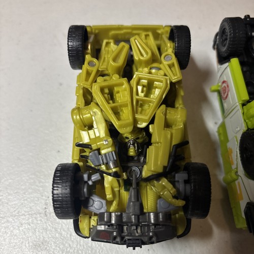 Lote de figuras Transformers Autobot DOTM Ratchet and Desert Tracker clase de lujo - Imagen 8 de 9