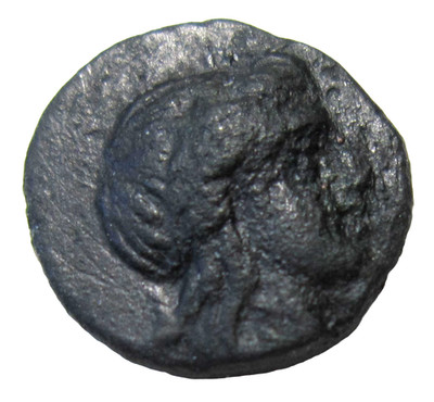 MYSIA, MILETOPOLIS. AE 12. CIRCA 4th CENTURY BC. APOLLO/BULL.