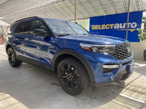 2023 Ford Explorer ST-Line 4WD original owner