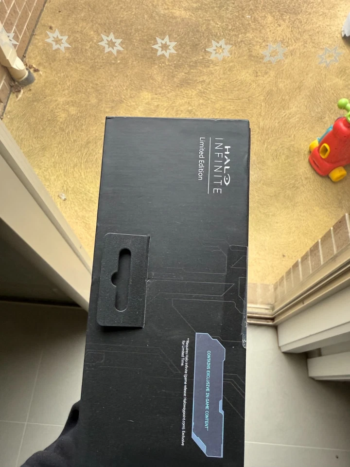 Microsoft Xbox Elite Series 2 Halo Infinite Limited Edition Controller - SEALED - Image 3 of 3