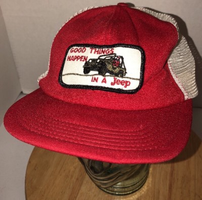 VTG GOOD THINGS HAPPEN IN A JEEP 70s 80s USA Red White Trucker Hat Cap Snapback