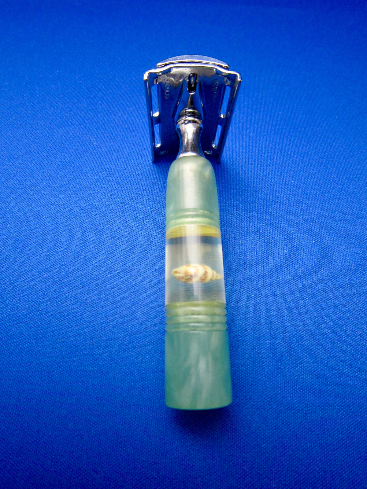 SHELL Vintage Safety Razor Seashell Handle1960's Made In Japan Unique Mint 