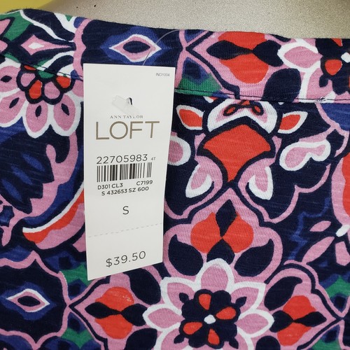 Ann Taylor Loft NWT Womens Floral Top Short Sleeve Size S - Picture 6 of 6