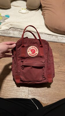 Fjallrevan Kanken Mini Backpack  