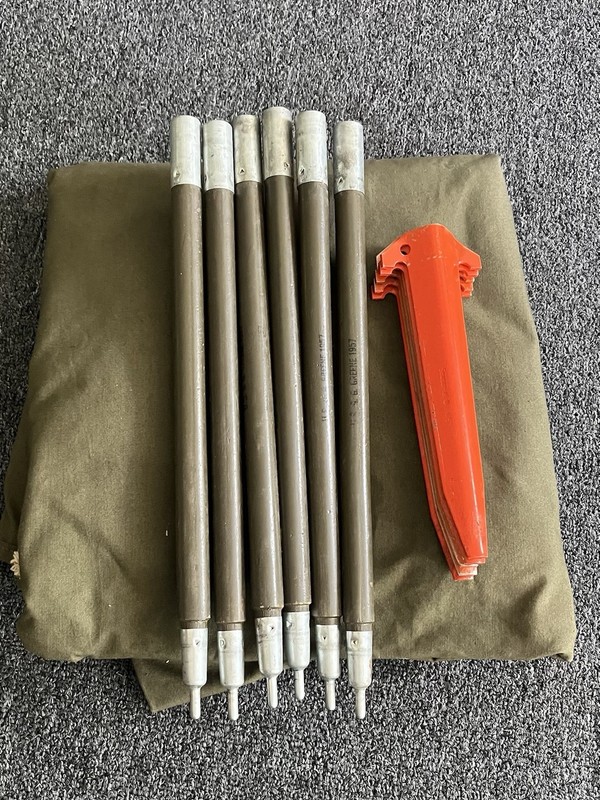 Korean War 1952 1/2 Tent 74-T-102. 1975 Tent Poles NOS (6) Stakes
