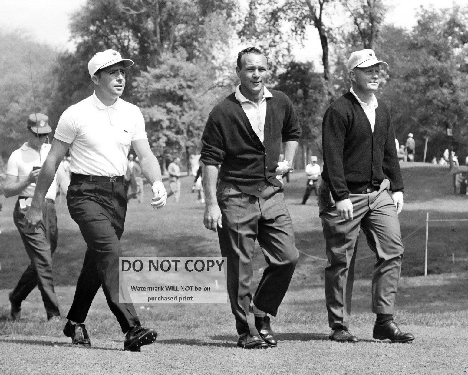 ARNOLD PALMER, GARY PLAYER AND JACK NICKLAUS GOLF ROYALTY - 8X10 PHOTO (SP-155)