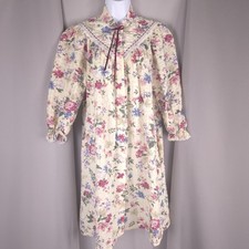 Vtg Miss Elaine Floral Gown Womens M Knee Length Ruffle Snap Grannycore Coquette