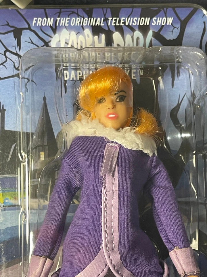 BRAND NEW Figures Toy Co. Official Worlds Greatest Heroes SNOW DAPHNE SEALED/MOC - Image 2 of 4