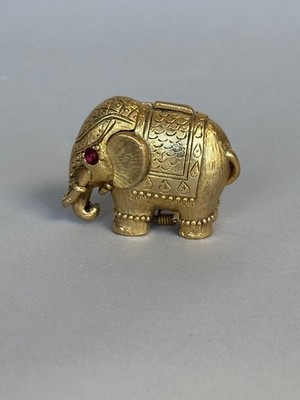 Max Factor Elephant Tiny Tusker Vintage 60s Perfume Creme Solid Compact Pendant