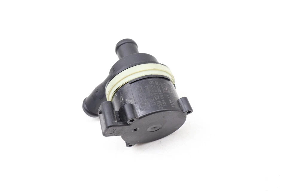 Porsche Cayenne 92A 2011-2018 - refrigerante auxiliar/bomba de agua 95810631300 Foto 3 de 4